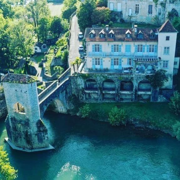 Chambres du Pont de la Légende Sauveterre-de-Bearn Esterno foto